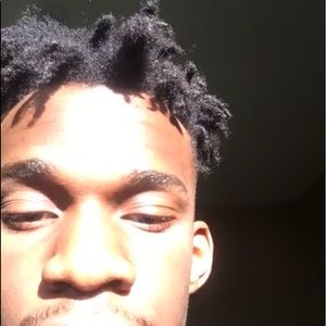 Meet your Posher, Zay